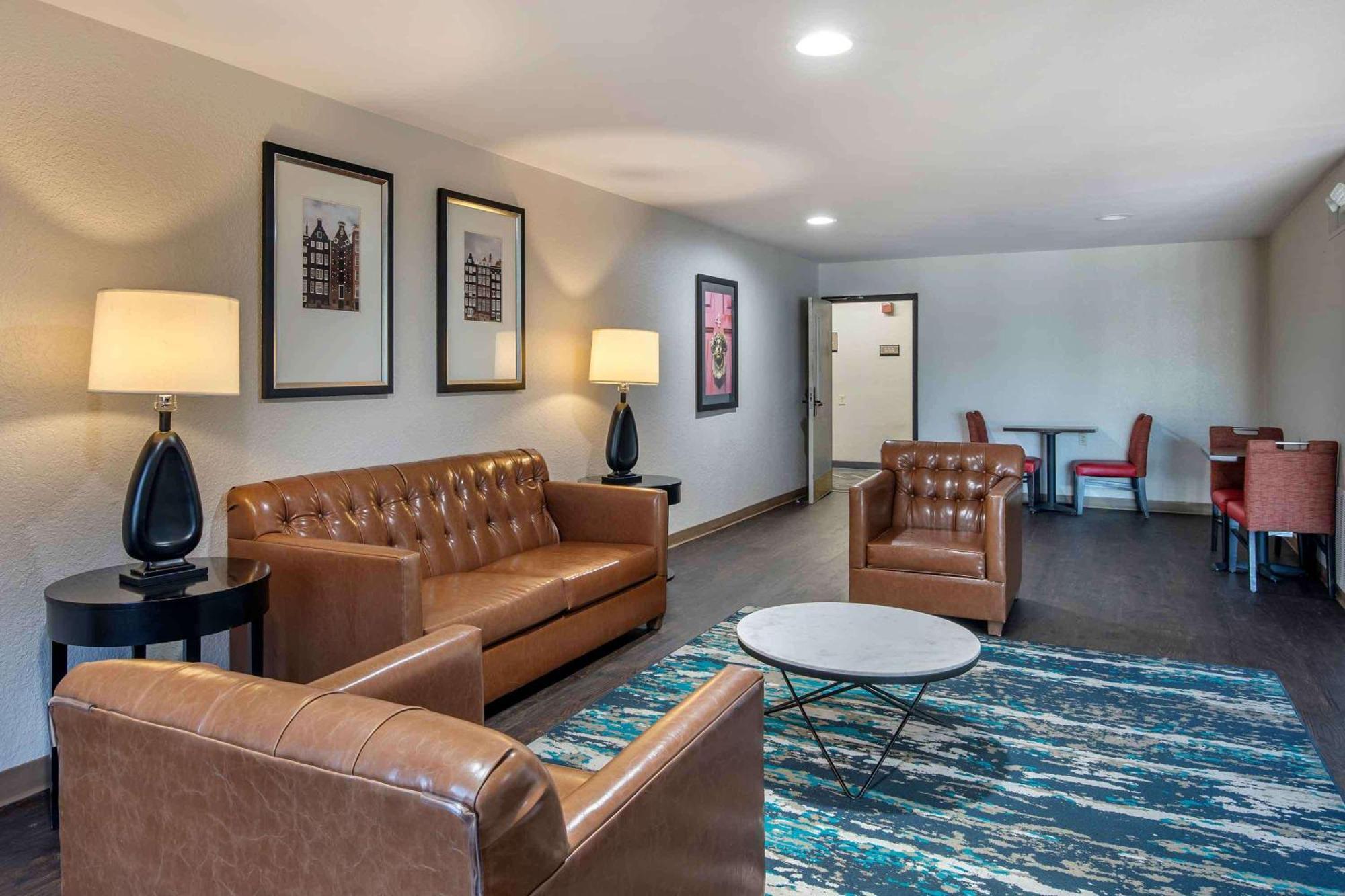 Extended Stay America Suites - Arlington - Six Flags Zewnętrze zdjęcie